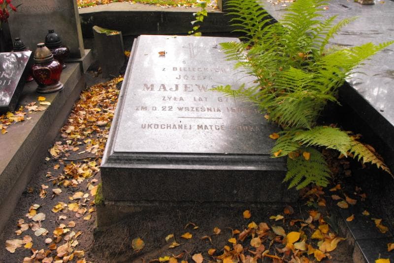 Zdjęcie grobu Józefa Majewska (1)