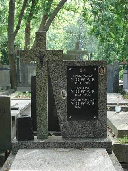 Zdjęcie grobu Franciszka Nowak (2)