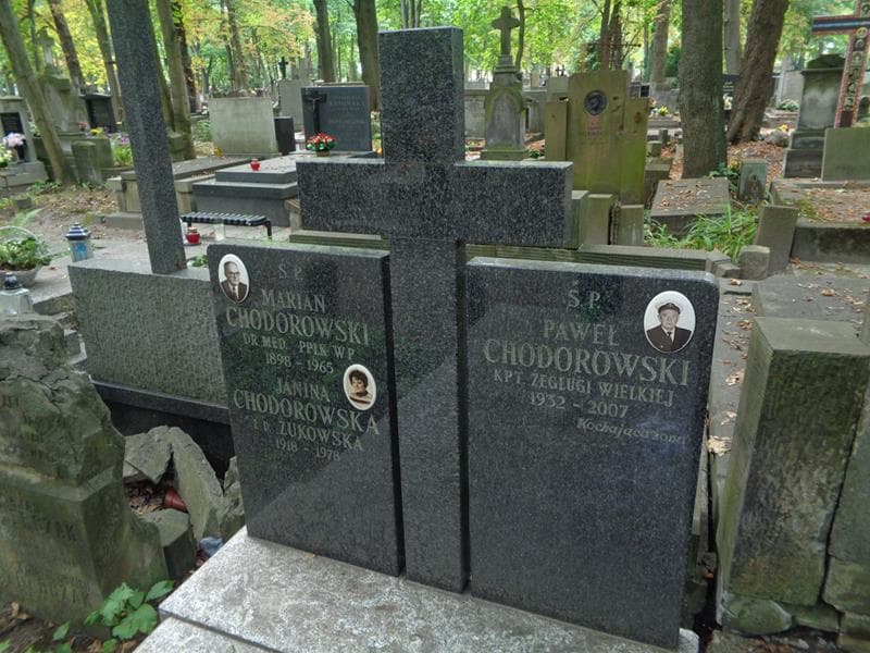 Zdjęcie grobu Paweł Chodorowski (2)