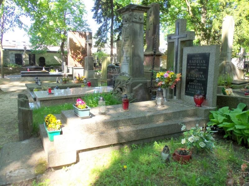 Zdjęcie grobu Andrzej Hadrian (1)