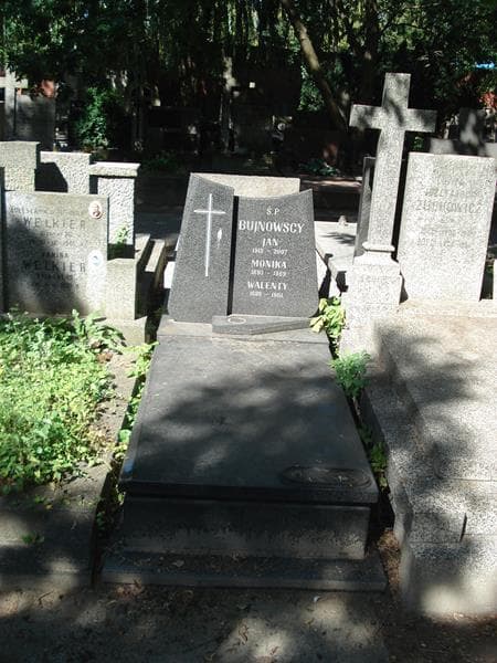 Zdjęcie grobu: Walenty Bujnowski