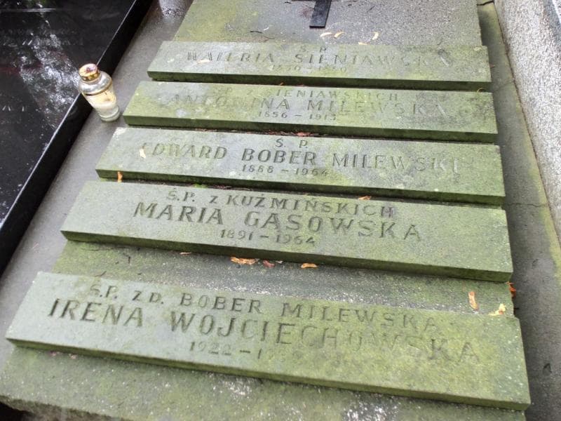 Zdjęcie grobu Waleria Sieniawska (2)