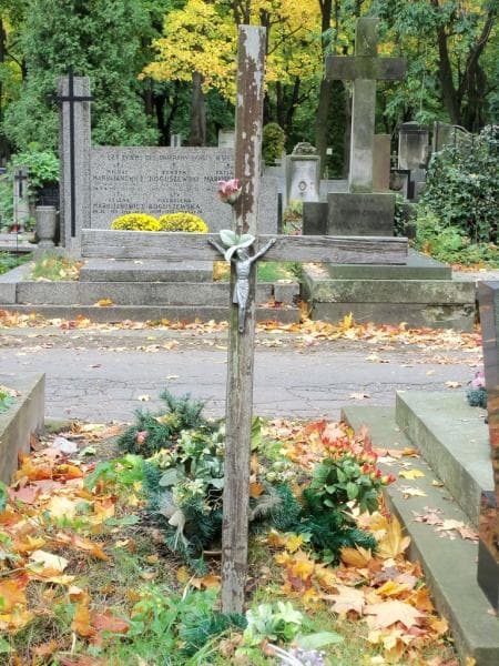 Zdjęcie grobu Anonim (2)