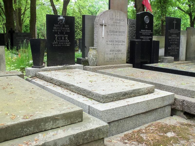 Zdjęcie grobu Władysława Żubr (1)