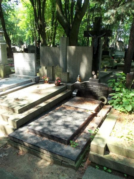 Zdjęcie grobu Stanisława Bondy (1)