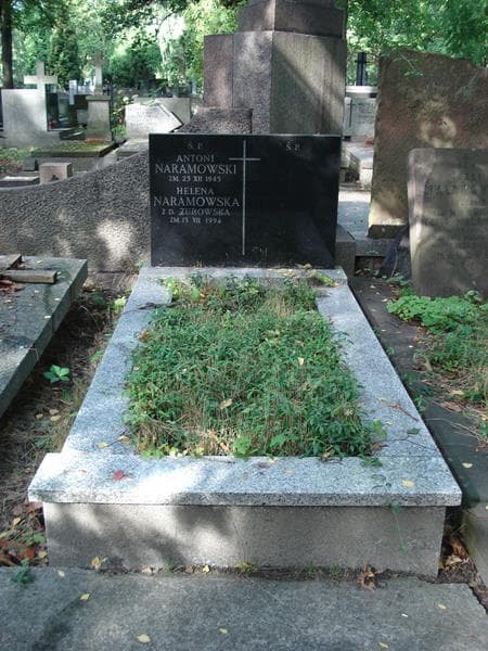 Zdjęcie grobu Antoni Naramowski (1)