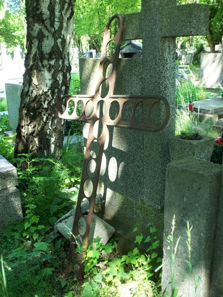 Zdjęcie grobu Anonim (2)