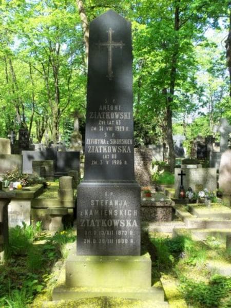 Zdjęcie grobu Zefiryna Ziatkowska (2)