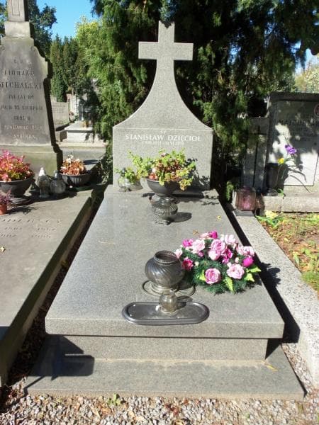 Zdjęcie grobu: Stanisław Dzięcioł