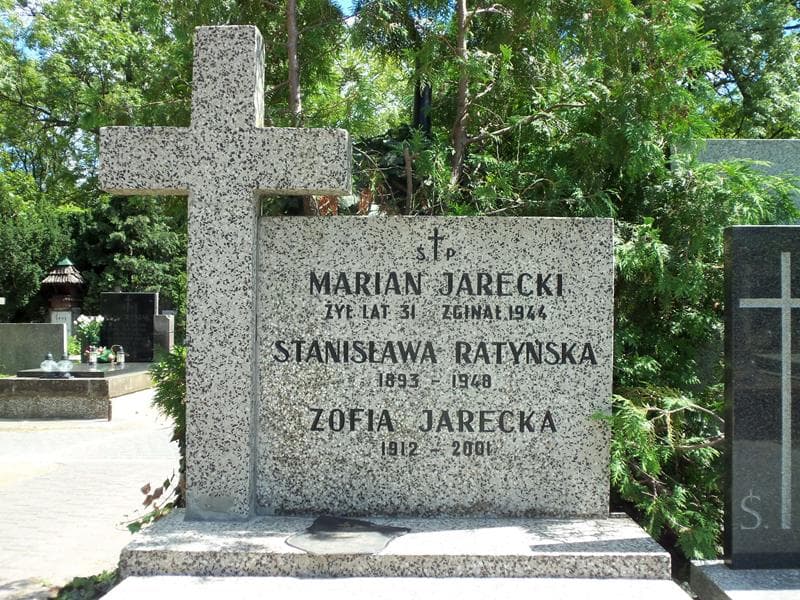 Zdjęcie grobu Marian Jarecki (2)