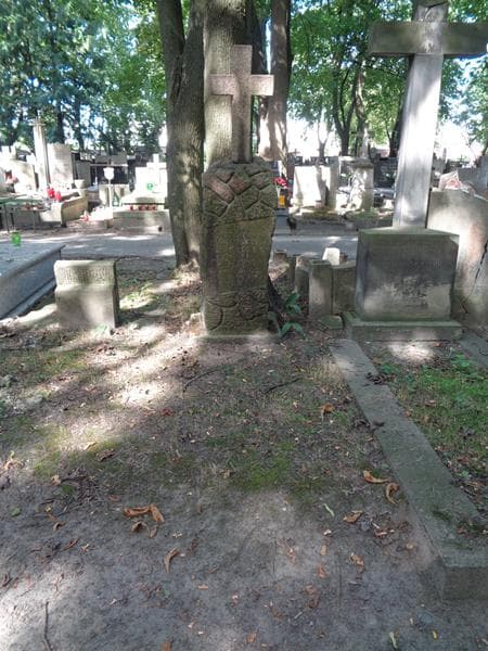 Zdjęcie grobu Józefa Tucholska (1)