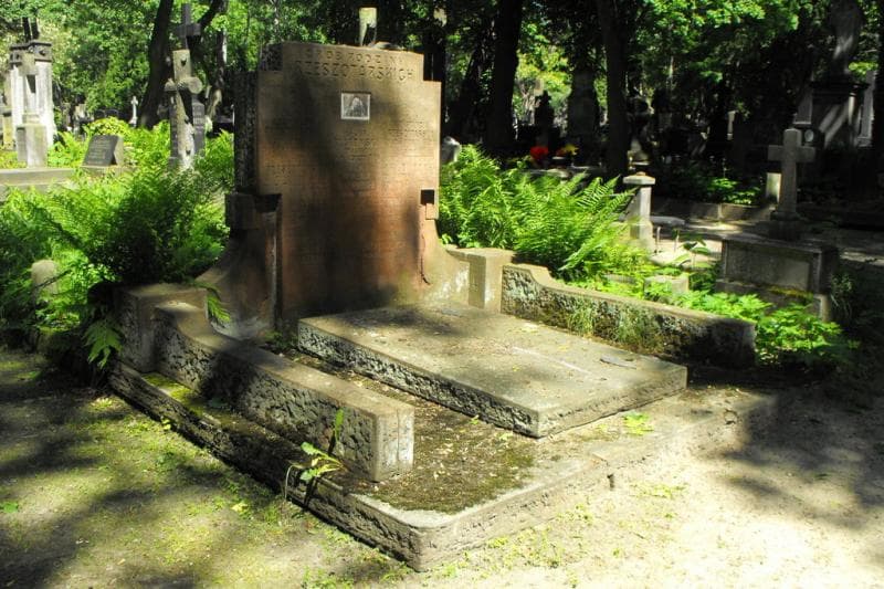 Zdjęcie grobu Jur Ulatowski (2)