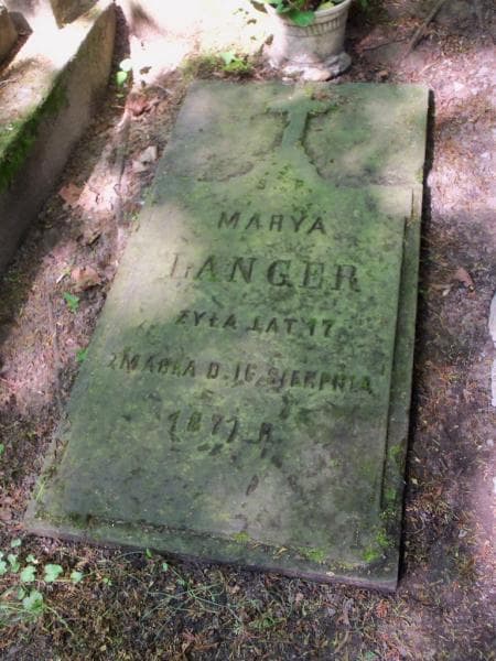 Zdjęcie grobu Marya Langer (2)