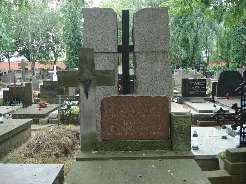 Zdjęcie grobu Irena Lenartowicz (2)