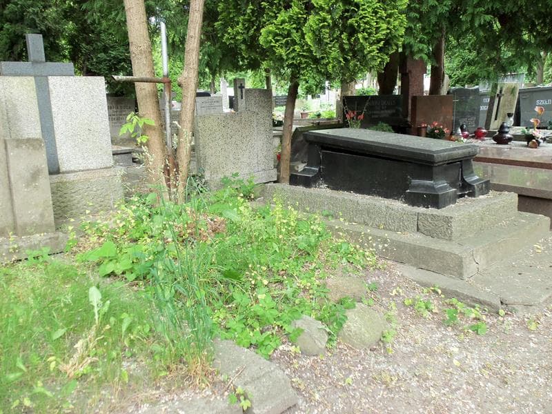 Zdjęcie grobu Anonim (1)