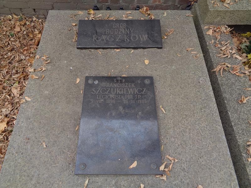 Zdjęcie grobu Franciszek Szczukiewicz (2)