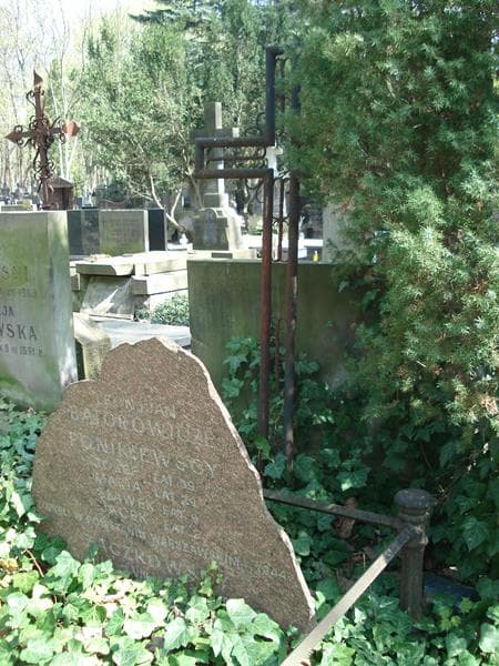 Zdjęcie grobu Józef Ponikiewski (1)