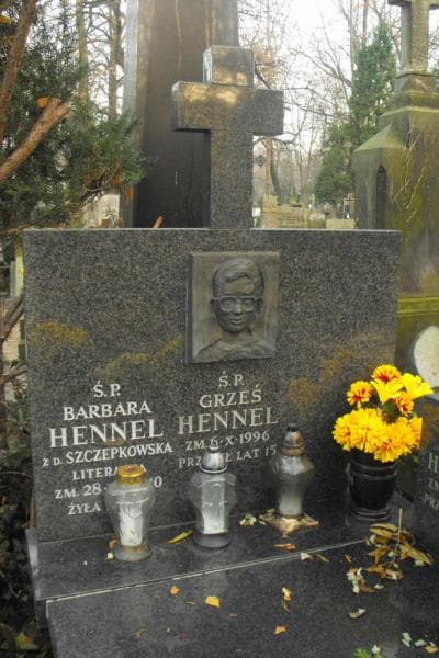 Zdjęcie grobu Barbara Hennel (2)