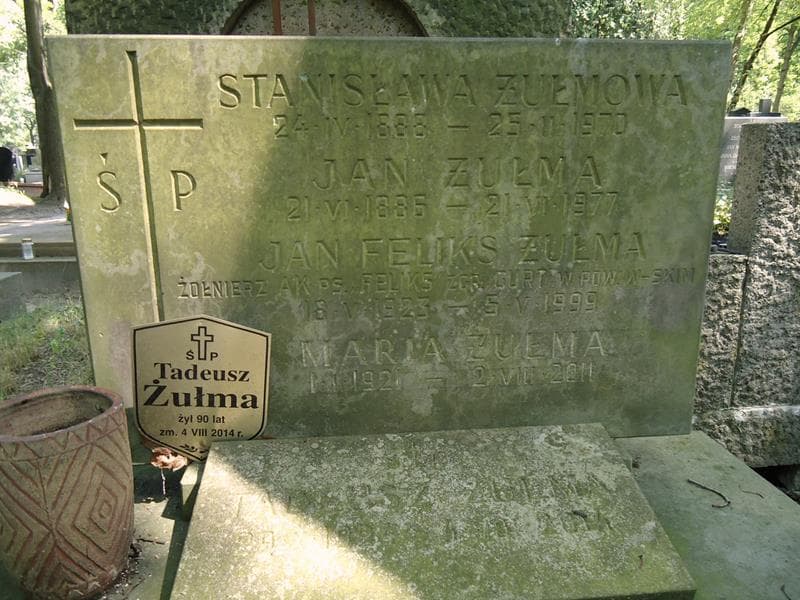 Zdjęcie grobu Tadeusz Żułma (2)