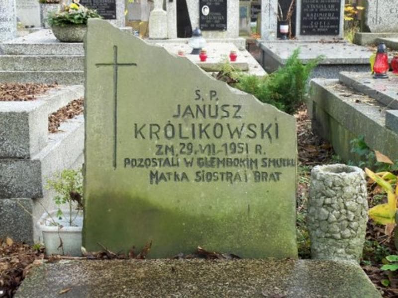 Zdjęcie grobu Janusz Królikowski (2)