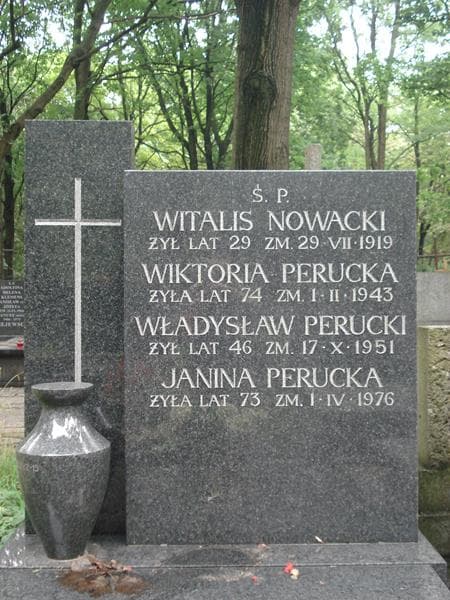 Zdjęcie grobu Władysław Perucki (1)