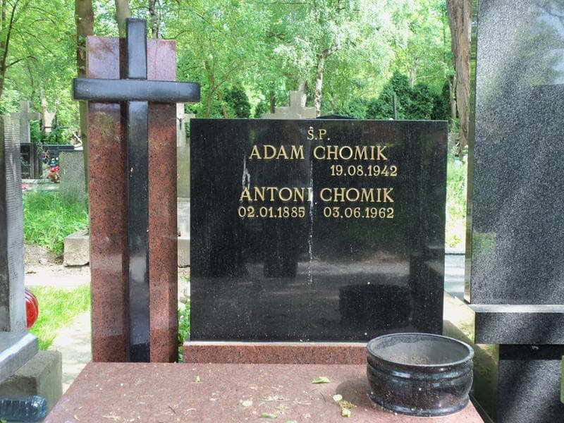 Zdjęcie grobu Antoni Chomik (2)