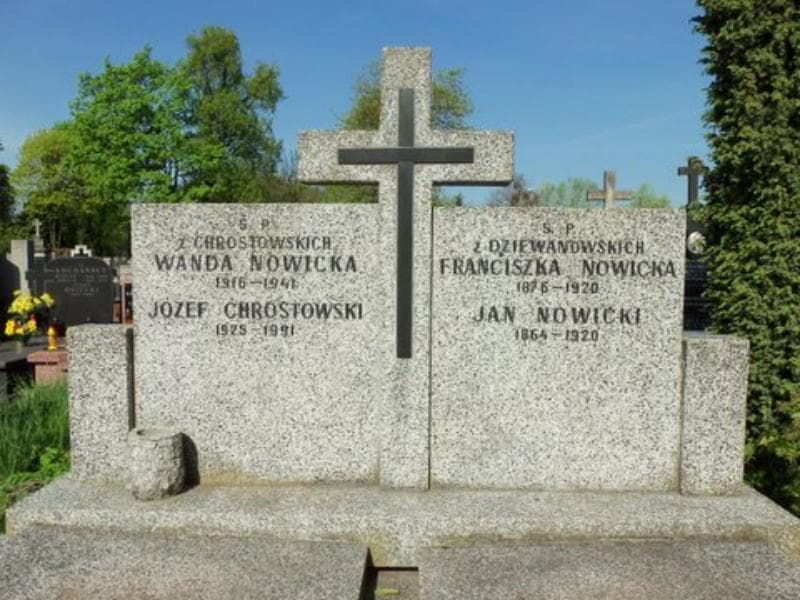 Zdjęcie grobu Franciszka Nowicka (2)