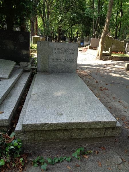Zdjęcie grobu Irena Pełzowska (1)