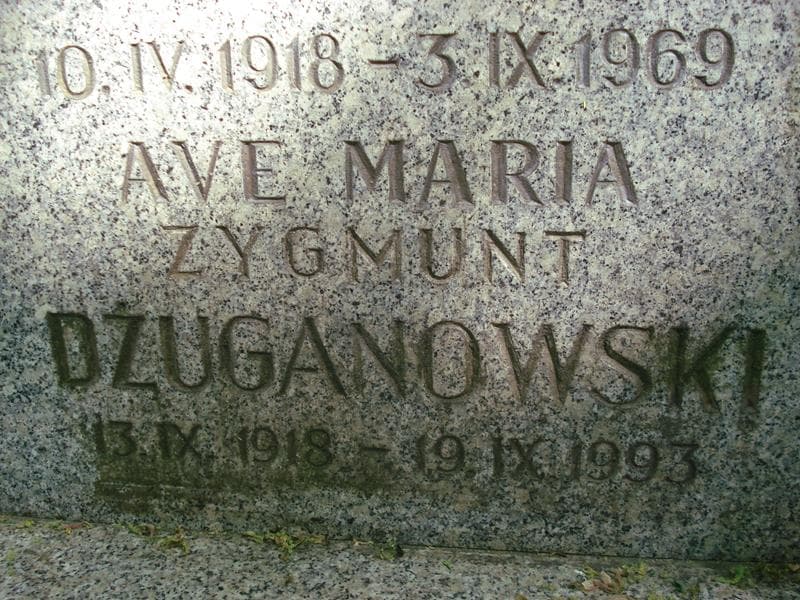 Zdjęcie grobu Irena Dżuganowska (2)