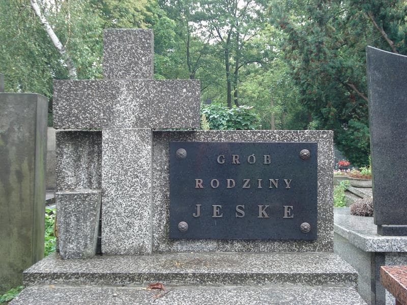 Zdjęcie grobu Tadeusz Jeske (2)