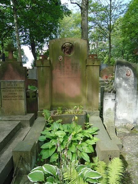 Zdjęcie grobu Marjanna Bzowska (2)