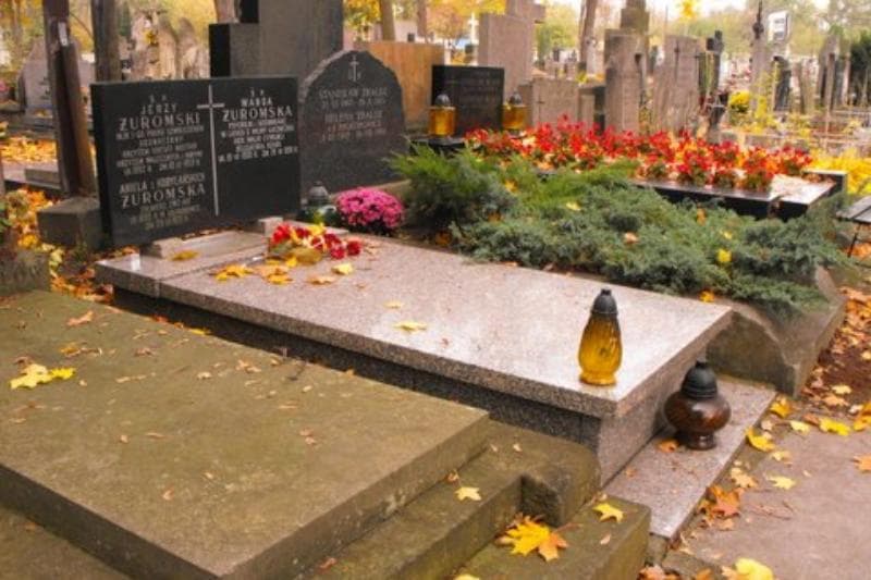 Zdjęcie grobu Jerzy Żuromski (1)