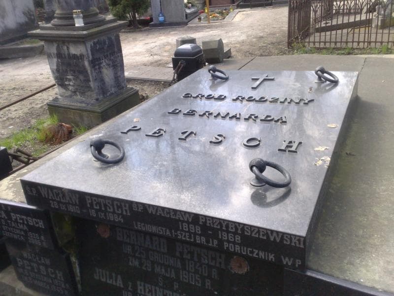 Zdjęcie grobu Danuta Petsch (2)