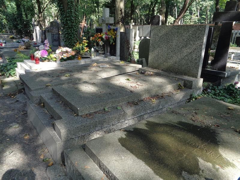 Zdjęcie grobu: Antoni Wolf