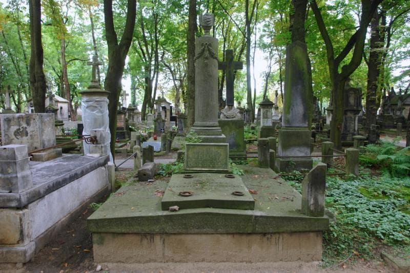Zdjęcie grobu Paulina Valentin D`hauterive (1)