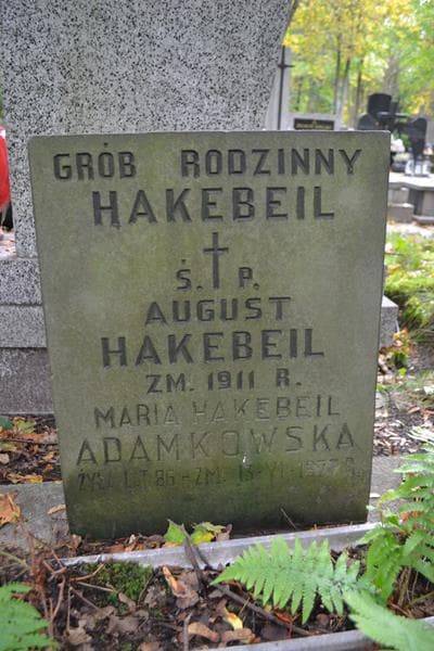 Zdjęcie grobu August Hakebeil (2)