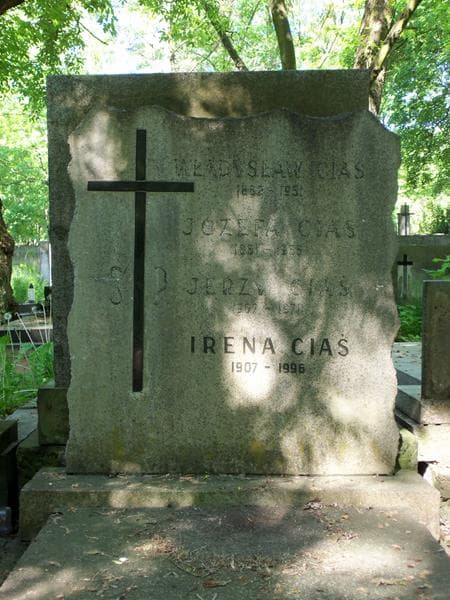 Zdjęcie grobu Józefa Ciaś (2)