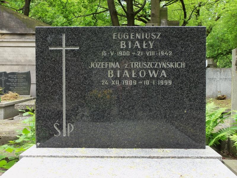 Zdjęcie grobu Józefina Białowa (2)