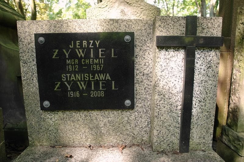 Zdjęcie grobu Jerzy Żywiel (2)