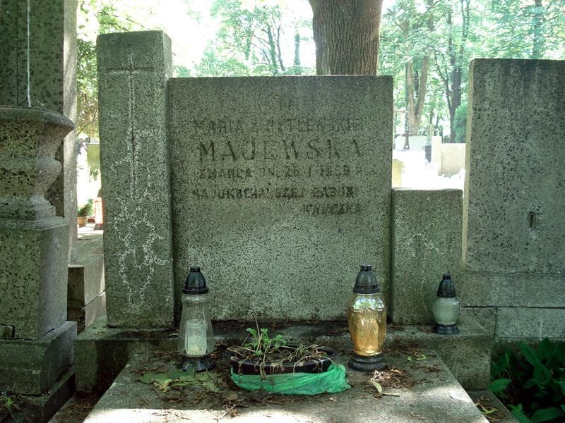 Zdjęcie grobu Maria Majewska (1)