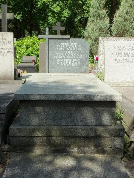 Zdjęcie grobu: Zygmunt Wojtek Tuszyński