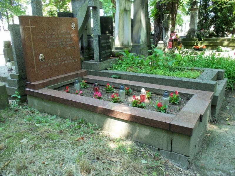 Zdjęcie grobu Helena Anuszewska (1)