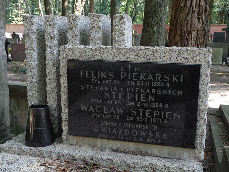 Zdjęcie grobu Feliks Piekarski (2)