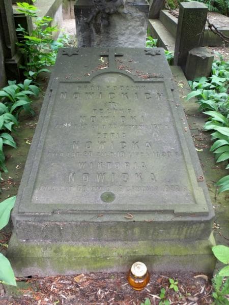 Zdjęcie grobu Feliks Nowicki (2)
