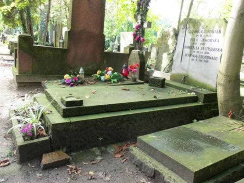 Zdjęcie grobu Pola Jaworska (1)