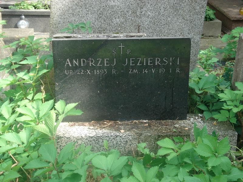 Zdjęcie grobu Andrzej Jezierski (2)