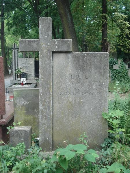 Zdjęcie grobu Jan Bul (1)