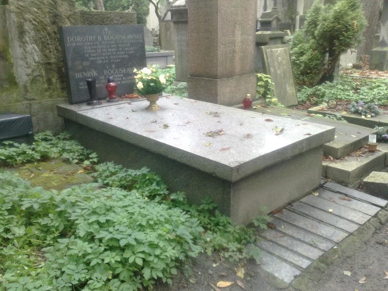 Zdjęcie grobu Dorothy B. Bogusławski (1)