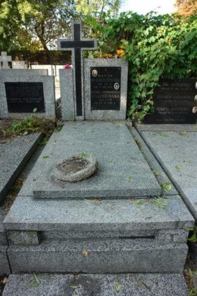 Zdjęcie grobu: Marian Oględziński