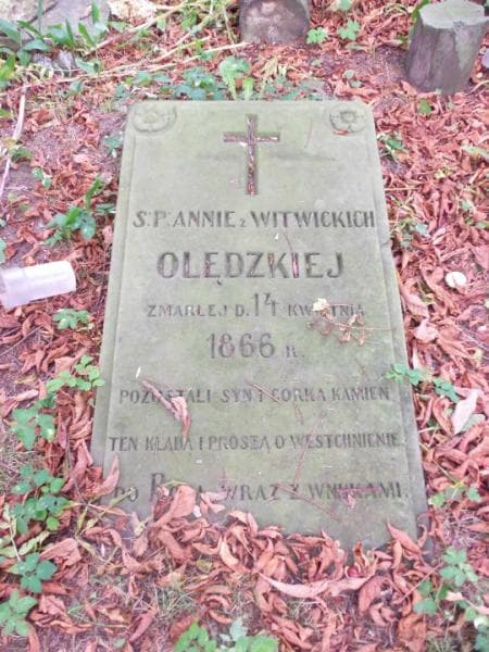 Zdjęcie grobu Anna Olędzka (2)